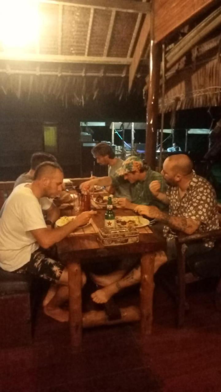 Masokut Mentawai Ebay Playground Surfcampヴィラ エクステリア 写真