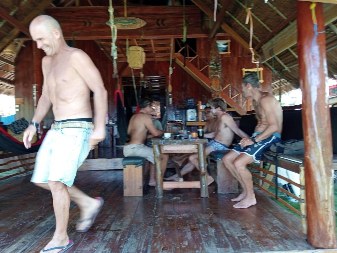 Masokut Mentawai Ebay Playground Surfcampヴィラ エクステリア 写真